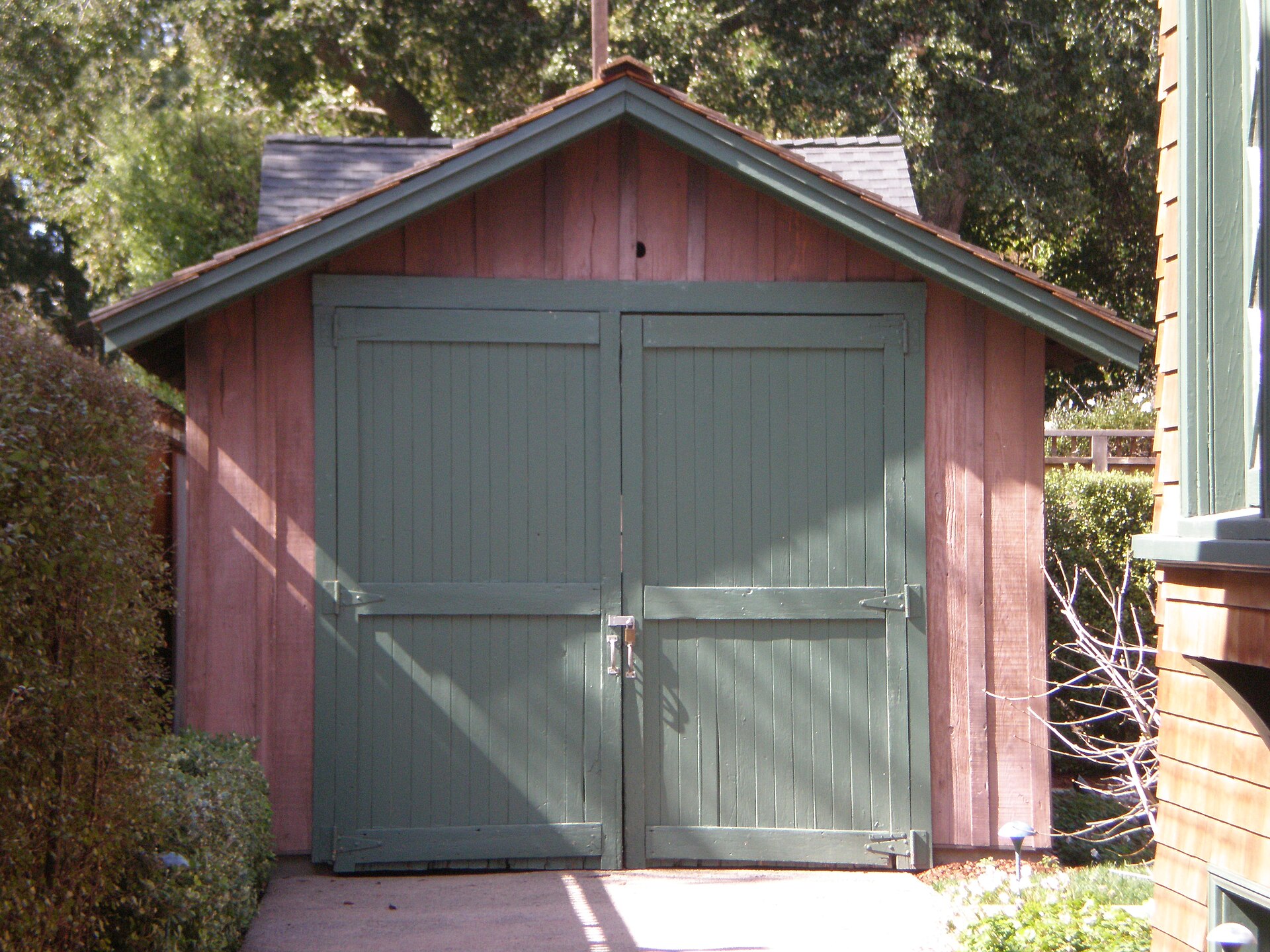 The garage at 367 Addison Avenue, Palo Alto — "Birthplace of Silicon Valley"