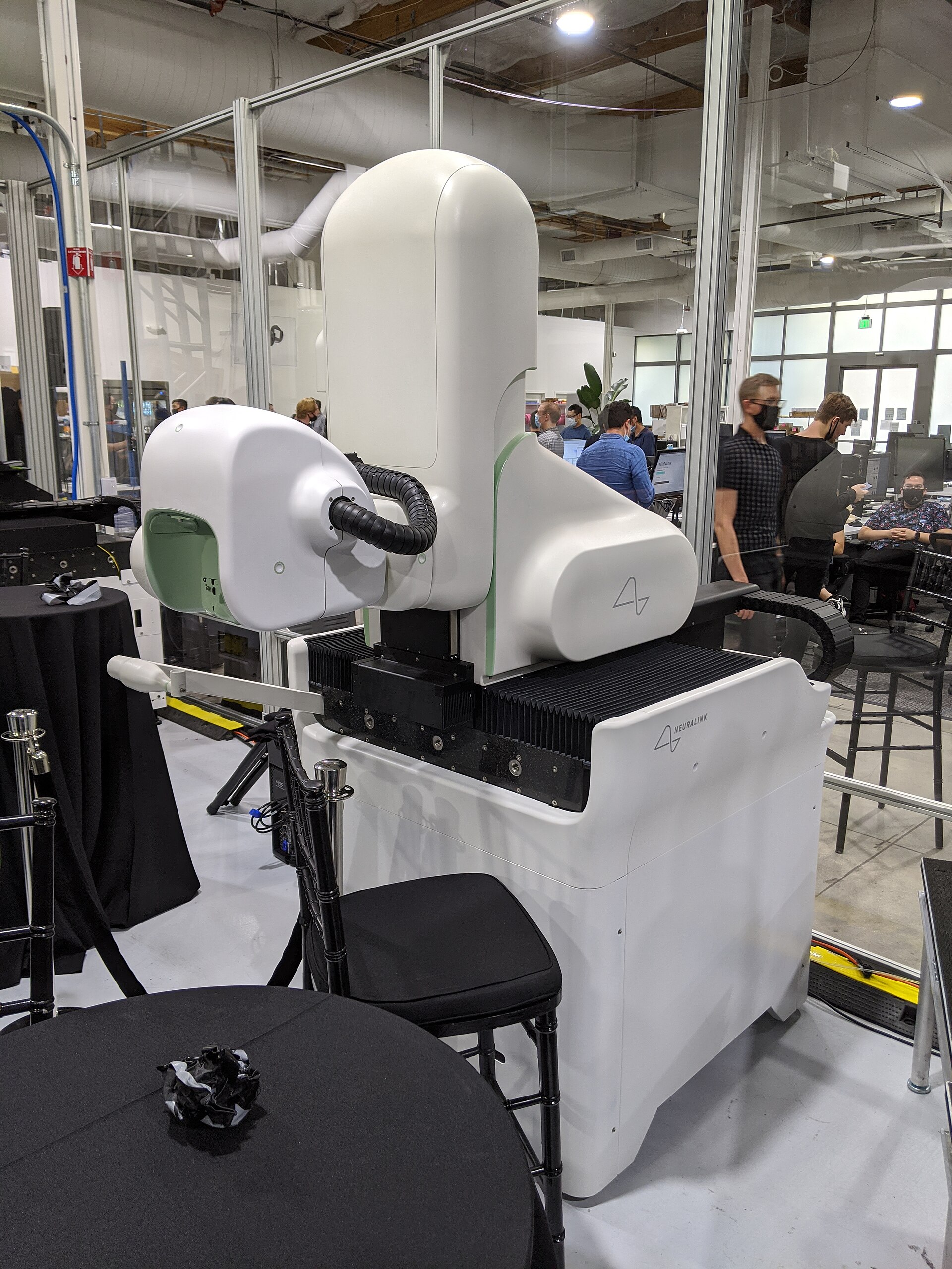 Neuralink's surgical robot